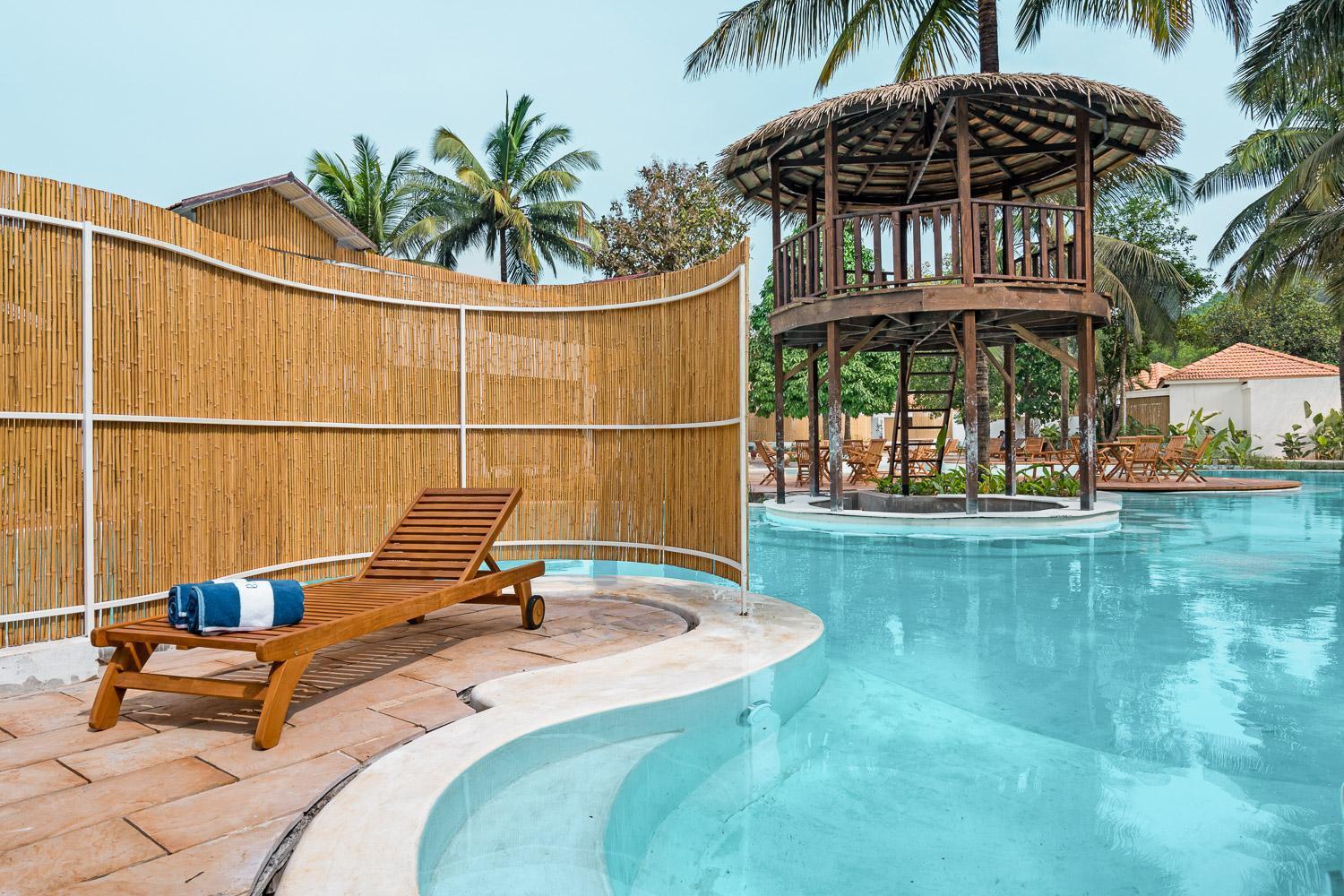 Azora By Ayatana, Goa Hotel Morjim Bagian luar foto