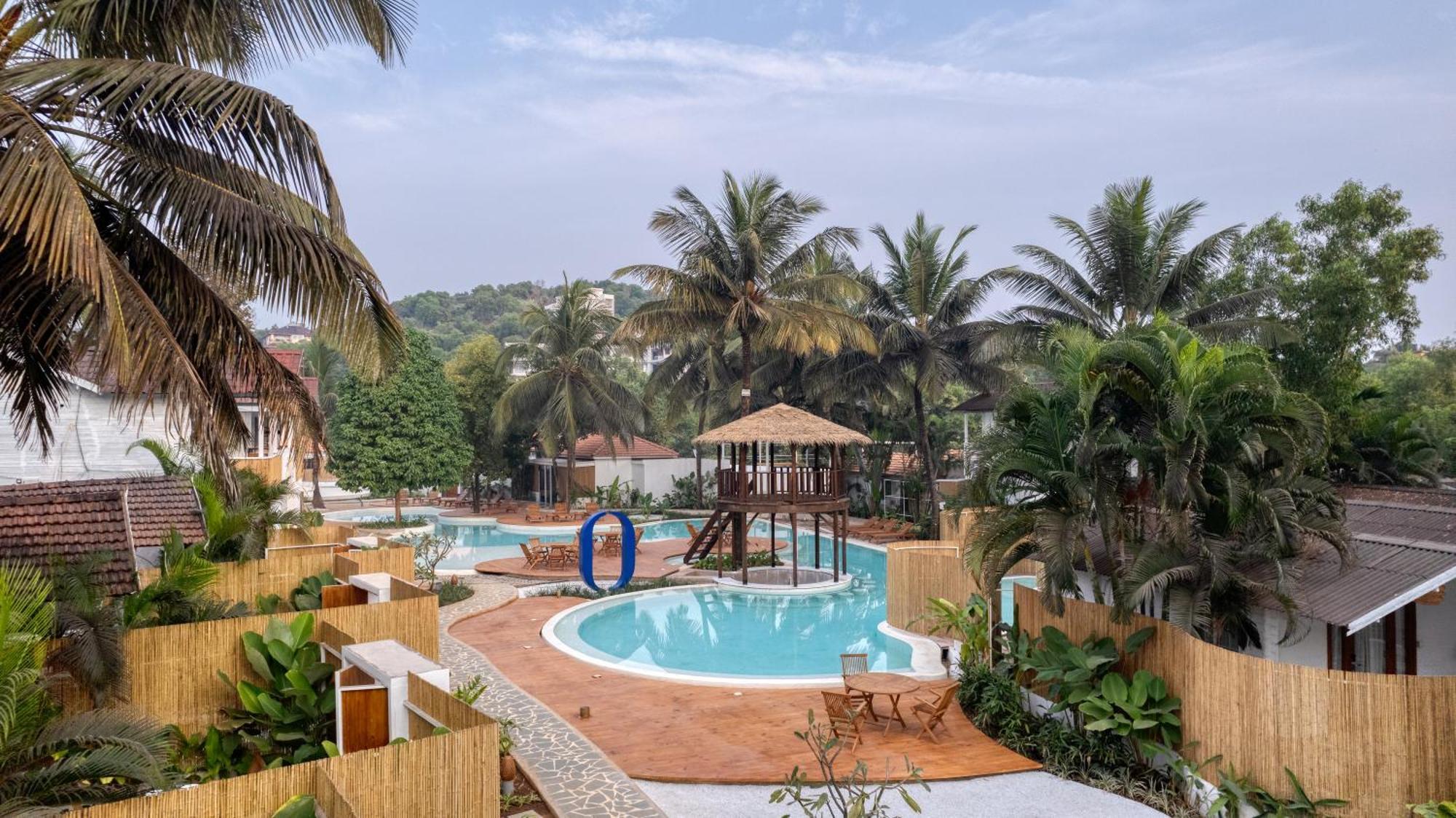 Azora By Ayatana, Goa Hotel Morjim Bagian luar foto