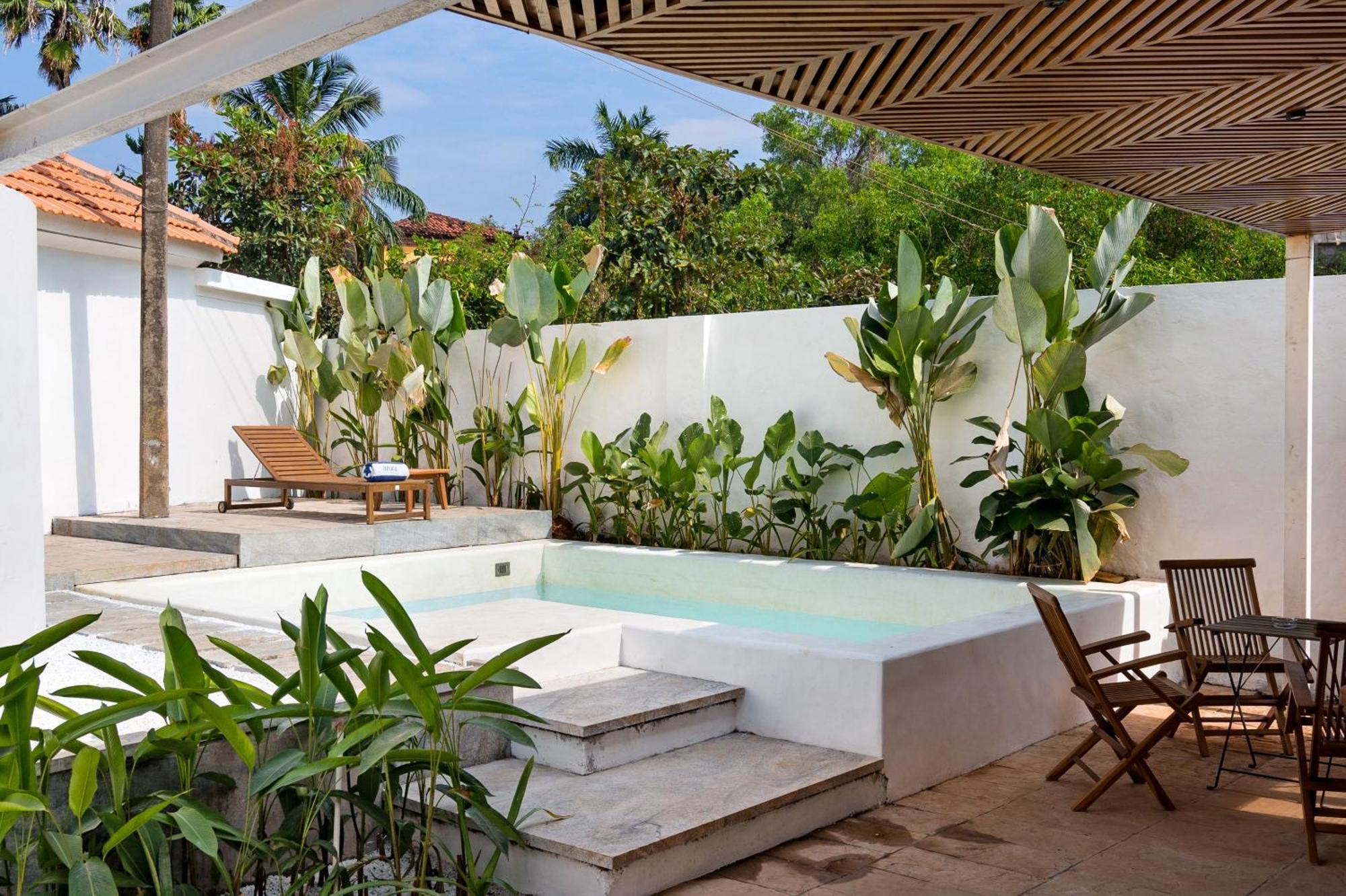 Azora By Ayatana, Goa Hotel Morjim Bagian luar foto